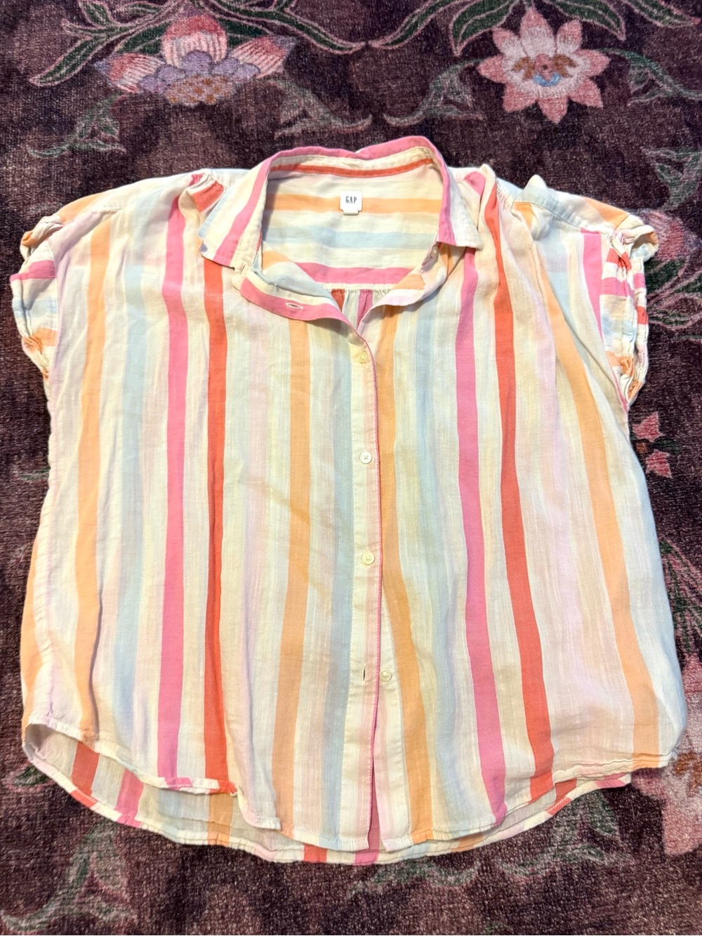 GAP Women’s Pastel Multi-Stripe Short Sleeve Button-Down Shirt - Large